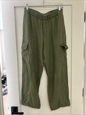 GAP Olive Green Women's Cargo Pants with Elastic Waist